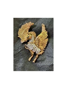 Gold-tone Winged Horse/Pegasus Brooch with Rhinestones